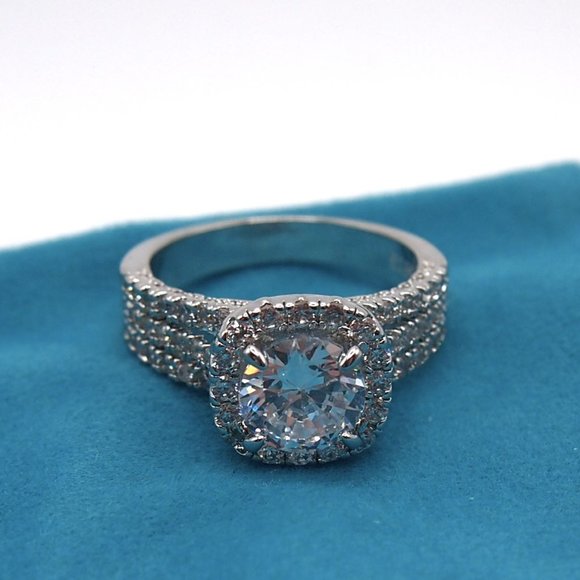 Ladies 2.50ctw Halo Bridal Diamond Ring, 18K White Gold - Picture 11 of 15